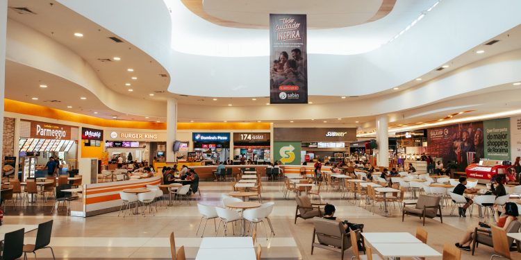 PÁTIO RORAIMA SHOPPING Variedade de Lojas para a Volta às Aulas