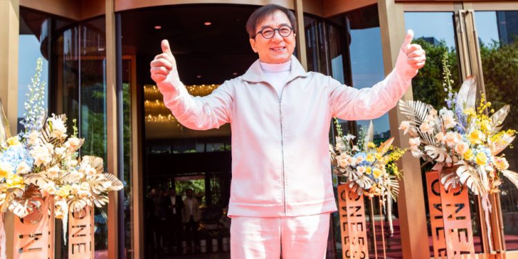 Os 70 anos de uma grande estrela de seu nome Jackie Chan