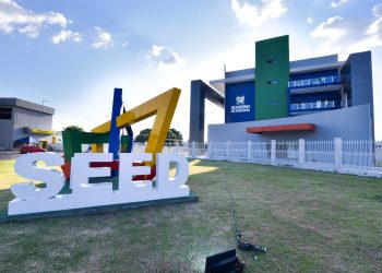 EDUCAÇÃO  Governo convoca professores para atuação em escolas da capital, interior e comunidades indígenas