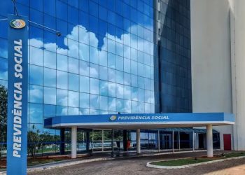 PF mira esquema milionário de fraudes no INSS em operação