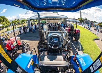 DESENVOLVIMENTO RURAL  Governo de Roraima entrega nova leva de maquinários para fortalecer a agricultura familiar de municípios do Estado