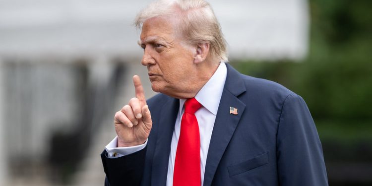 “Provavelmente haverá fechamento” do governo americano, alerta Trump