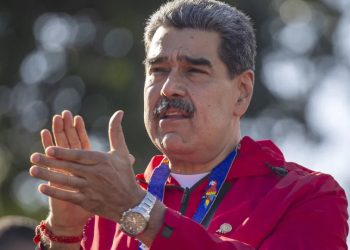 Maduro diz que Venezuela tem 5 mil mísseis antiaéreos para enfrentar EUA