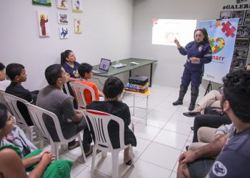 AÇÃO DO TEAMARR  Roda de conversa inspira adolescentes sobre profissões e futuro acadêmico