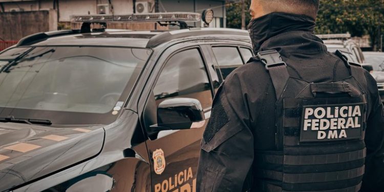 OPERAÇÃO PF PF combate desvio de combustível de aviação em Roraima