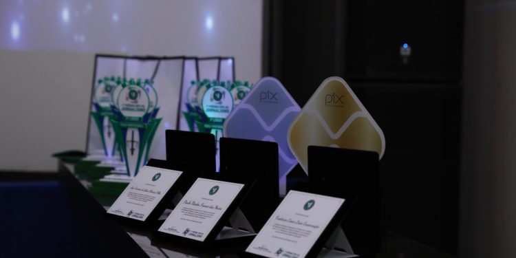 CERIMÔNIA  DPE-RR premia destaques da imprensa no 2º Prêmio de Jornalismo nesta sexta-feira (19)