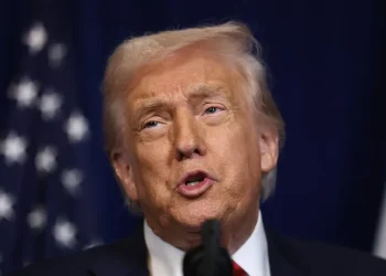 Governo Trump diz ter revogado mais de 100 mil vistos em 2025