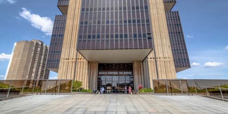 Com quórum desfalcado, Copom decide se mantém Taxa Selic
