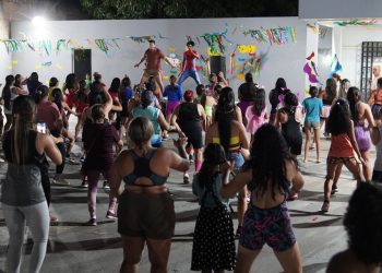 ‘AFTER’ DE CARNAVAL  CCJuv leva alegria e diversão com aulão de zumba no Senador Hélio Campos