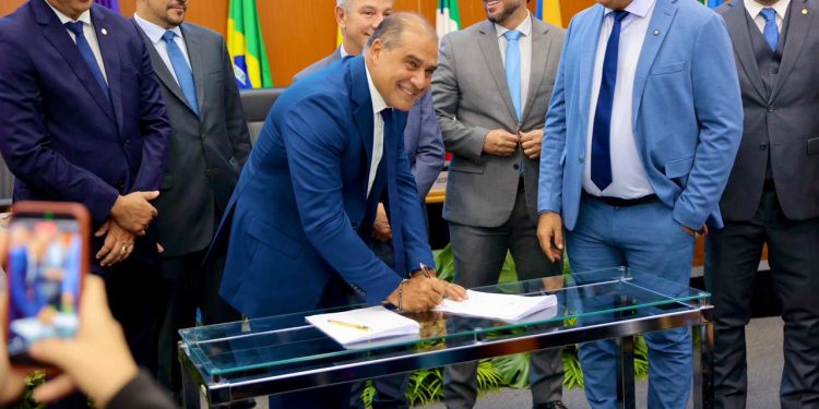 Deputado Marcelo Cabral destaca diálogo e responsabilidade na abertura do ano legislativo de 2026