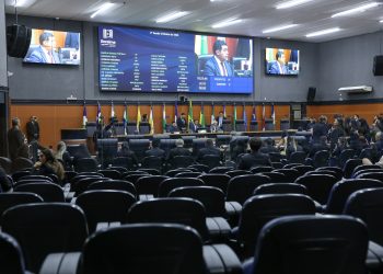 RECONHECIMENTO  ALERR aprova moções de aplausos a policiais militares por atos de bravura