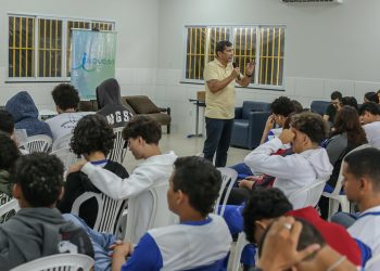ESCOLHA DE CARREIRA  Inovem leva teste vocacional a estudantes da Escola Hildebrando Ferro Bitencourt