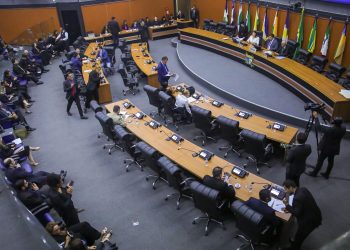 FUNCULTURA Deputados aprovam atualização da lei para ampliar acesso de artistas em Roraima
