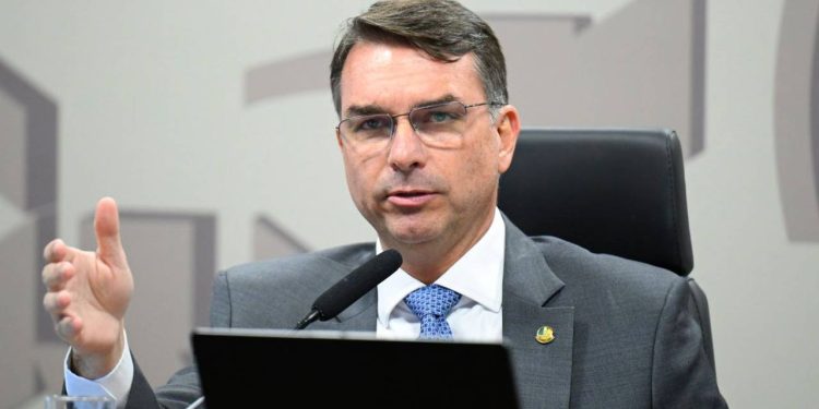 No Pará, Flávio está na frente de Lula em 1º e 2º turnos