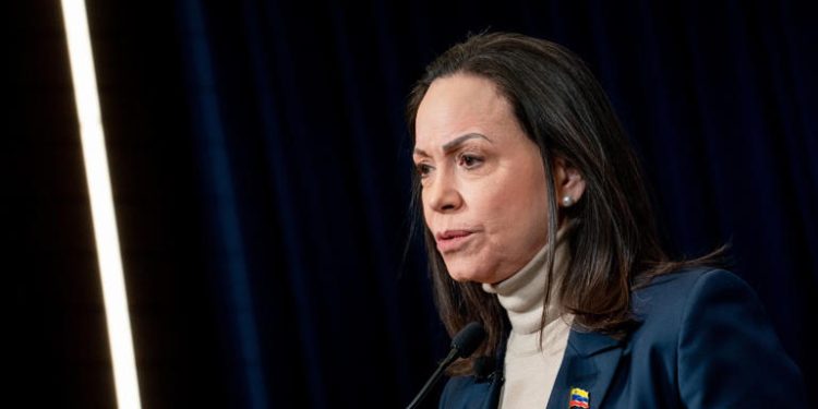 Contratos petrolíferos secretos de Maduro atraem atenção dos EUA