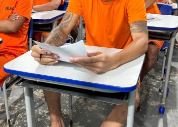 Aula inaugural da EJA profissionalizante para 150 detentos é realizada na PAMC pelo SESI e SENAI