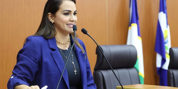 Deputada Joilma Teodora anuncia saída do Podemos e filiação ao União Brasil durante janela partidária