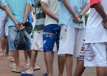 Pesquisa: Mais de 77% dos brasileiros querem redução da maioridade penal