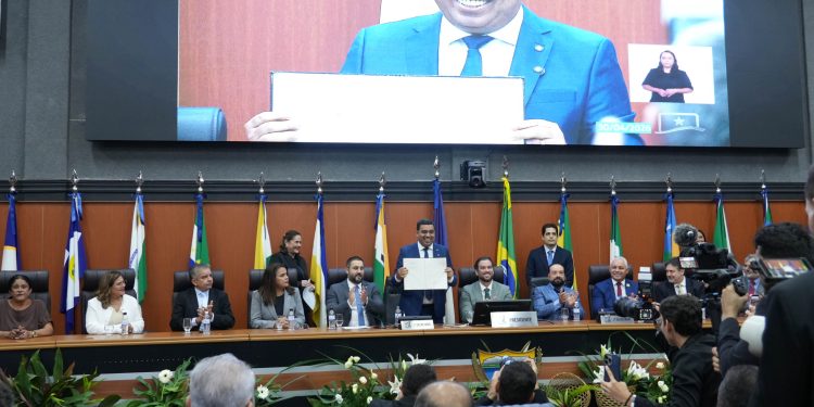 APÓS DECISÃO DO TSE  ALERR oficializa troca de comando interina nos Poderes Executivo e Legislativo