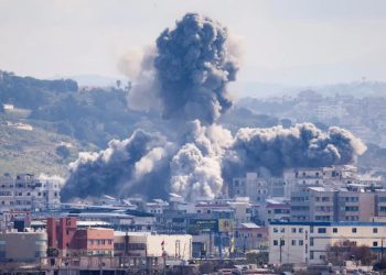 Ataques de Israel deixam 89 mortos e 700 feridos no Líbano, diz ministério