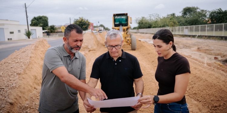 Prefeito Marcelo Zeitoune acompanha obra de duplicação da Av. Venezuela   