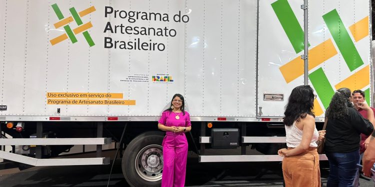 ARTESANATO  Governo recebe caminhão de programa nacional que beneficia artesãos de Roraima