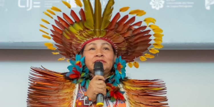 Telma Taurepang se desfilia do PP e escolhe o PT em Roraima no último dia da janela partidária