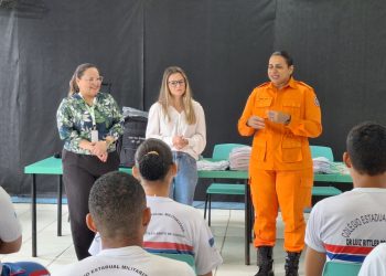  Sebrae RR entrega kits do NEJ e fortalece formação empreendedora de jovens da rede pública em Roraima