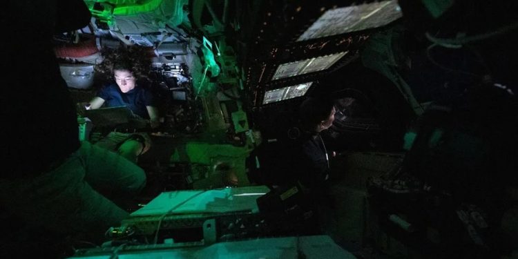 Artemis II bate recorde de distância da Terra, até então da Apollo 13. Acompanhe
