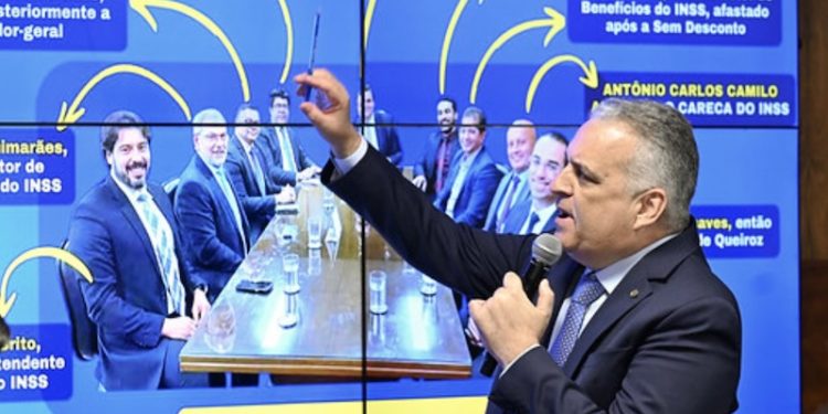 Camisotti deve expor autoridades, e Careca delatar Lulinha, diz Alfredo