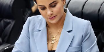 Joilma Teodora apresenta projeto que garante atendimento psicológico a filhos de vítimas de feminicídio