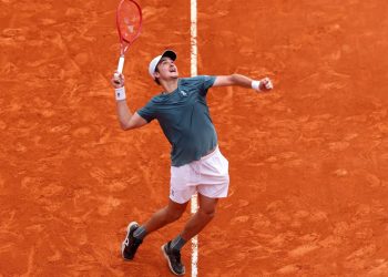 João Fonseca garante ascensão no ranking ATP com campanha em Monte Carlo