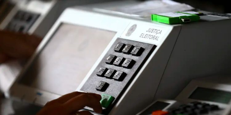 Debandada nos estados: veja todos os governadores que deixaram o cargo e os cargos que vão disputar