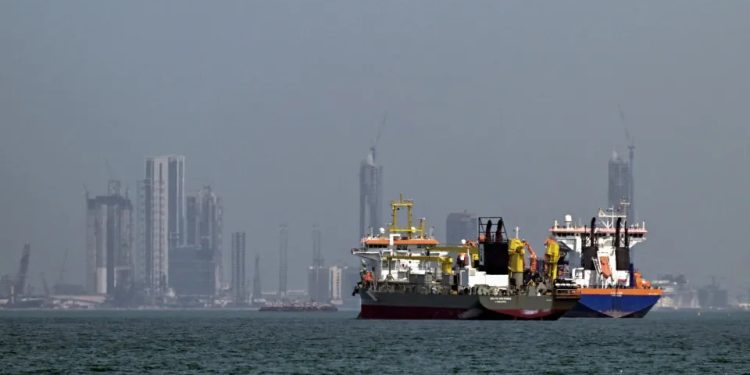 Irã desafia ultimato de Trump: Ormuz jamais retomará status anterior