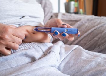 DIREITO DO CONSUMIDOR    Realizada em 12 estados, operação combate o comércio ilegal de medicamentos para emagrecimento