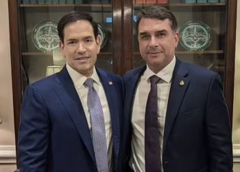 Após Trump, Flávio se reuniu com o vice JD Vance e secretário de Estado Marco Rubio