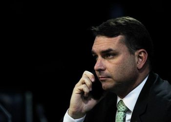 Polícia do Senado apura suposto plano de atentado contra Flávio Bolsonaro