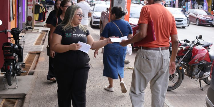 RELAÇÃO DE CONSUMO  Procon ALERR orienta população sobre direitos nas compras do Dia das Mães