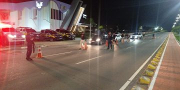 NA MADRUGADA  Detran-RR e Polícia Militar prendem foragido da justiça durante fiscalização de trânsito