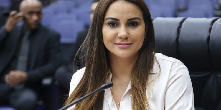 A proposta foi protocolada na Assembleia Legislativa do Estado de Roraima e encaminhada ao Executivo estadual, por meio da Secretaria de Estado da Educação e Desporto (Seed).