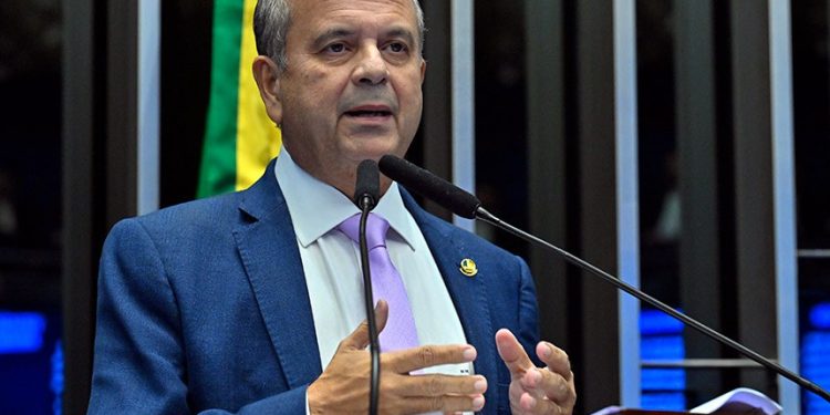 Marinho denuncia manobra bilionária e acusa governo Lula de golpe fiscal