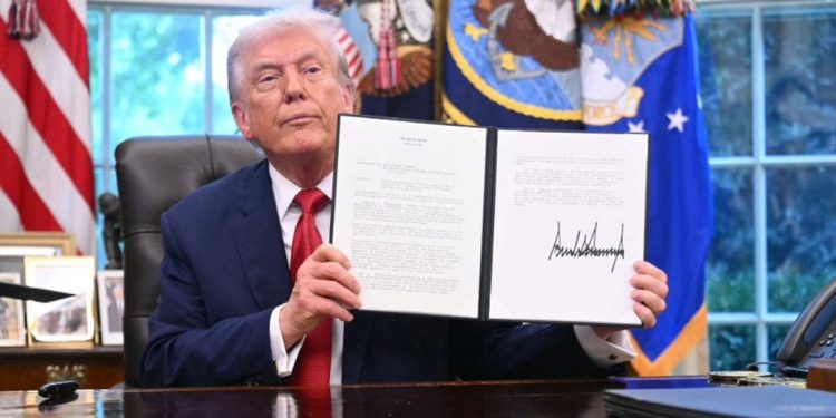 Trump acerta com Irã acordo que será assinado sexta