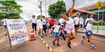 Escola de Boa Vista encerra projeto que fortalece inclusão e parceria com famílias   