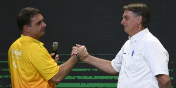 Bolsonaro dará palavra final sobre vice de Flávio