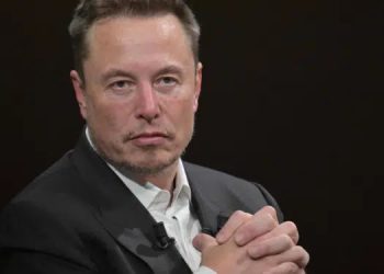 Empresa de Elon Musk anuncia internet gratuita para áreas afetadas por terremotos na Venezuela