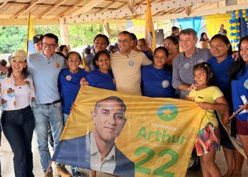 Arthur visita comunidades indígenas de Normandia e afirma: “Para governar um estado, tem que ter coragem”