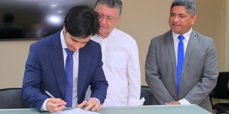 FORTALECIMENTO PGE-RR celebra 22 anos com posse de três novos procuradores do Estado