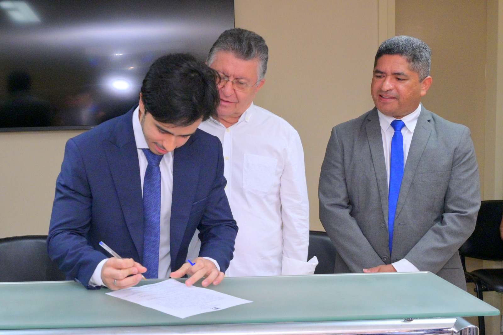 FORTALECIMENTO  PGE-RR celebra 22 anos com posse de três novos procuradores do Estado