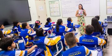 Prefeitura prorroga prazo para envio da documentação de candidatos aprovados em seletivo da educação