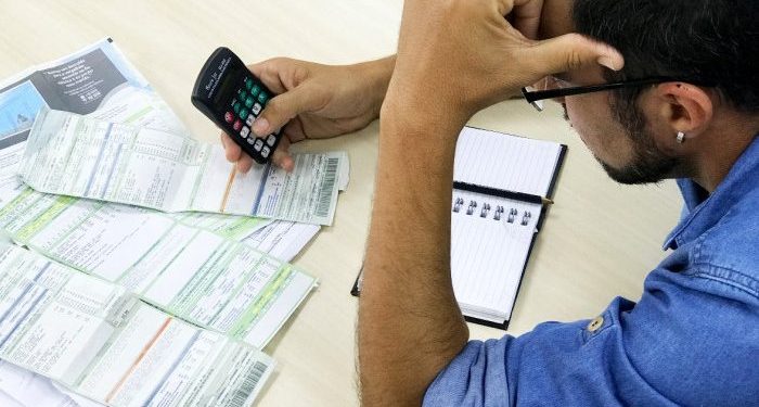 EFEITO LULA: Inadimplência das empresas bate recorde histórico, segundo Serasa